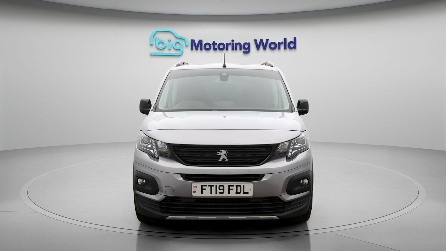 Used Peugeot Rifter 2019 for sale - 77630906: Photo 2
