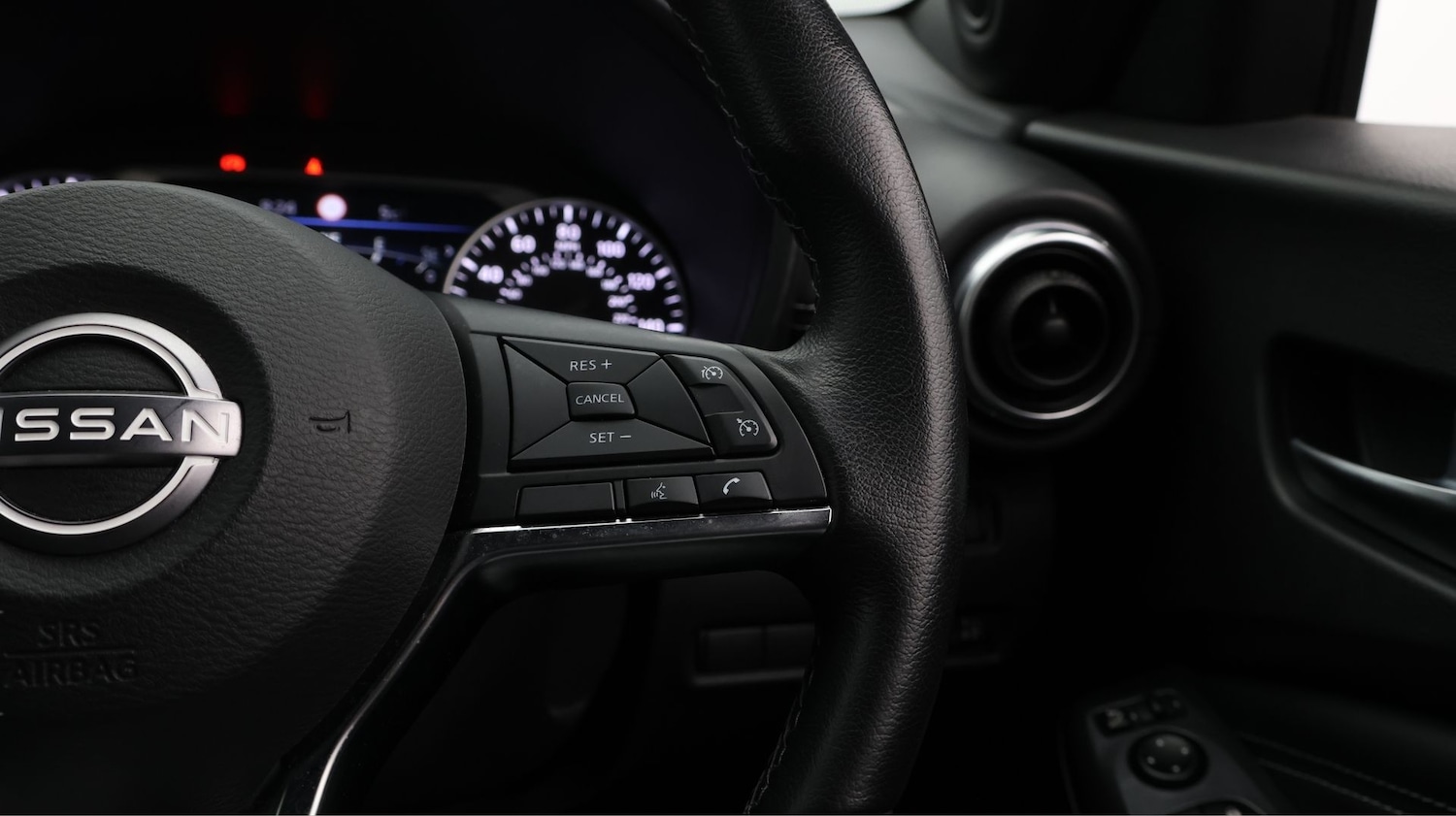 Used Nissan Juke 2023 for sale - 77877214: Photo 23