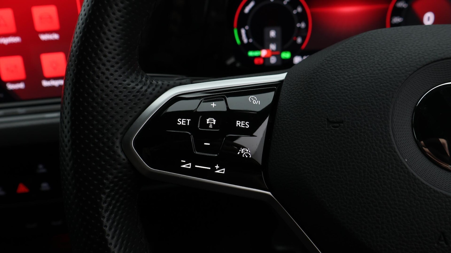 Used Volkswagen Golf 2021 for sale - 76380557: Photo 25