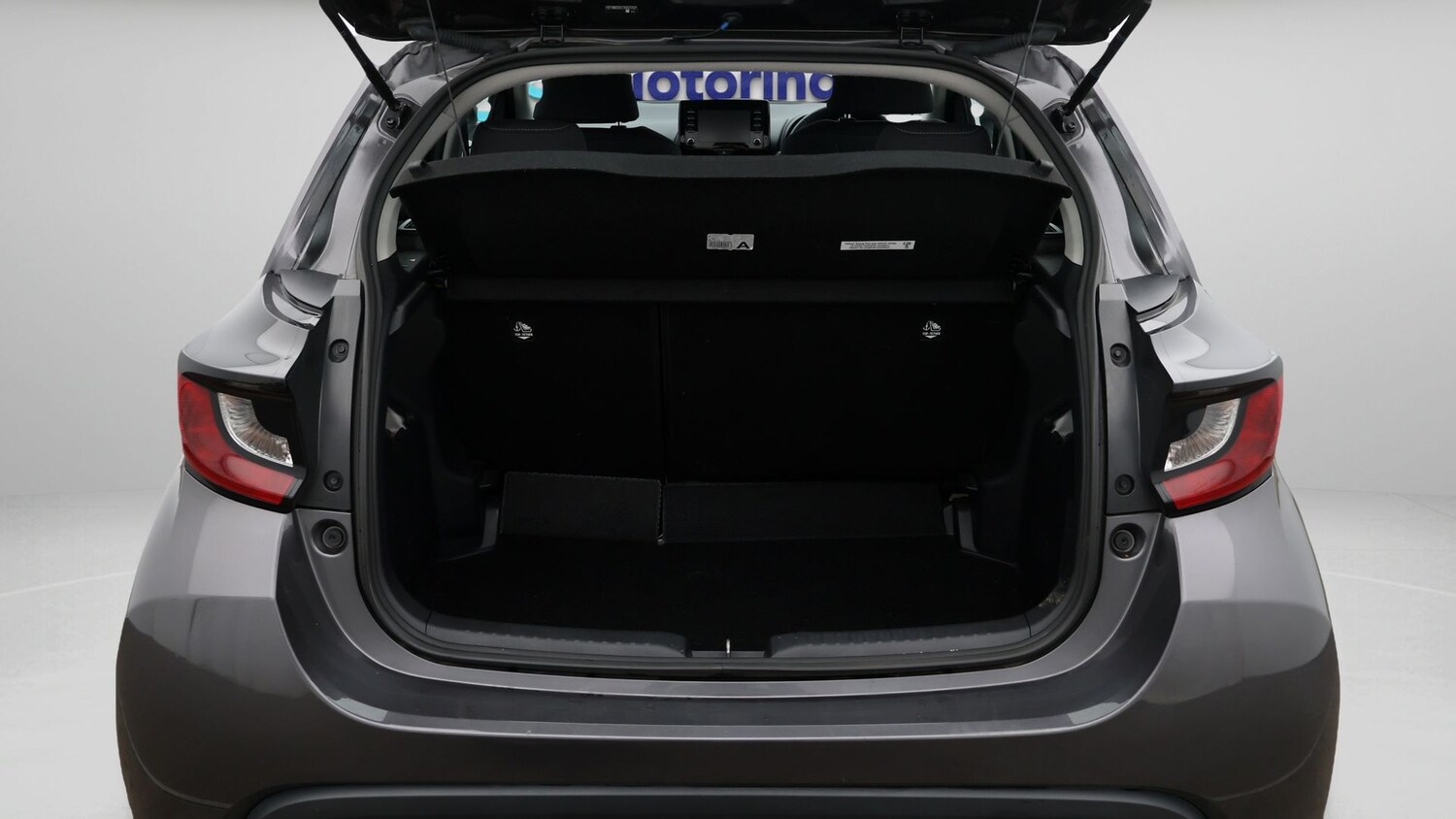 Used Toyota Yaris 2022 for sale - 77181548: Photo 17