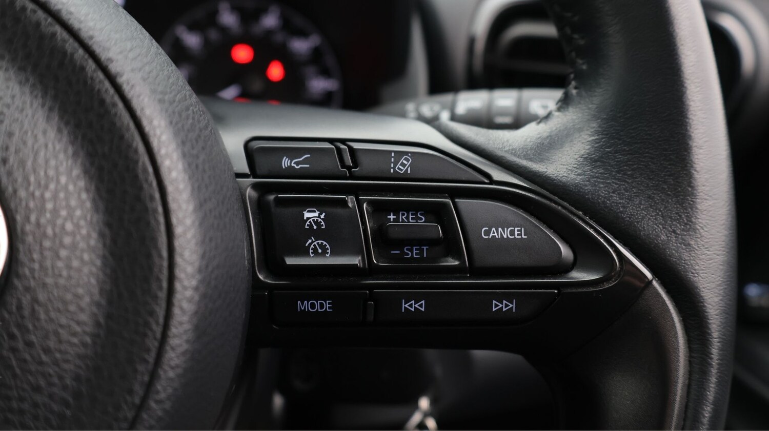 Used Toyota Yaris 2022 for sale - 77181548: Photo 24