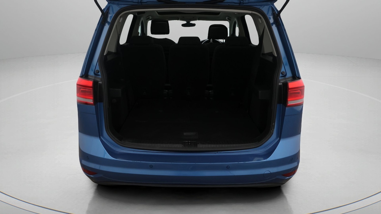 Used Volkswagen Touran 2021 for sale - 77207064: Photo 23