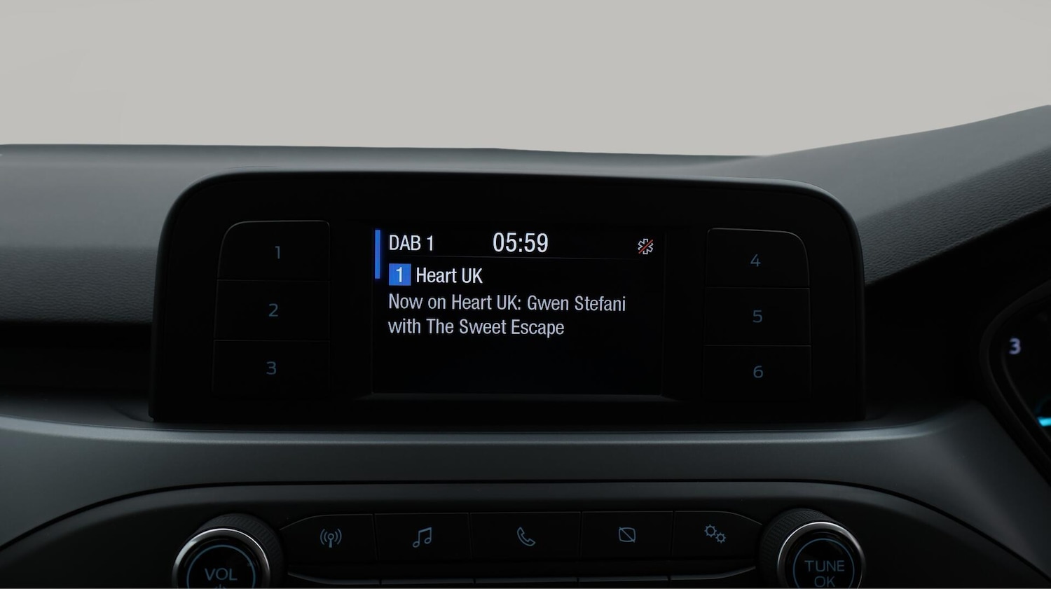 Used Ford Focus 2020 for sale - 76728588: Photo 12