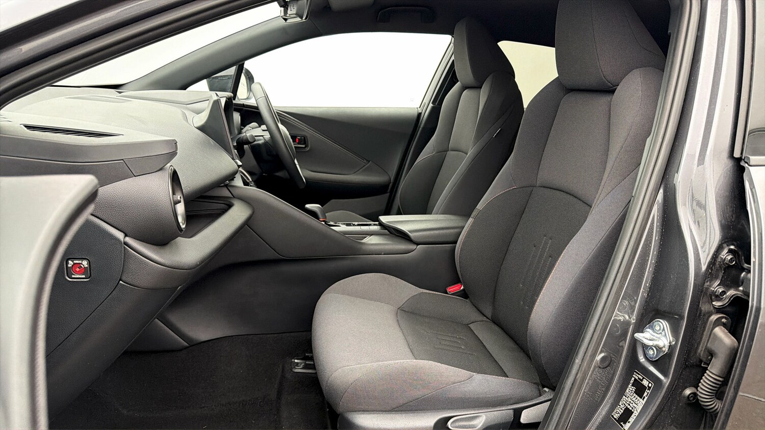 Used Toyota C-HR 2024 for sale - 77789685: Photo 13