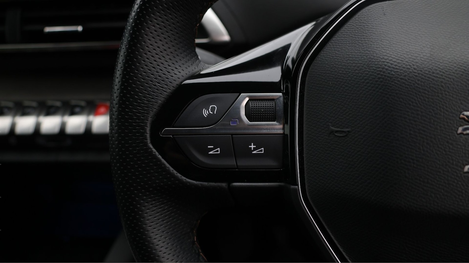 Used Peugeot 3008 2021 for sale - 77298178: Photo 24