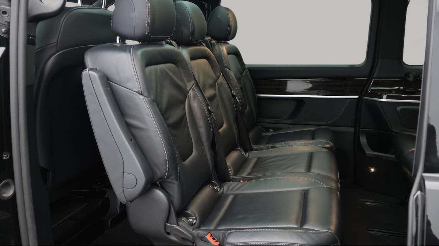 Used Mercedes-Benz V-Class 2022 for sale - 76381206: Photo 16