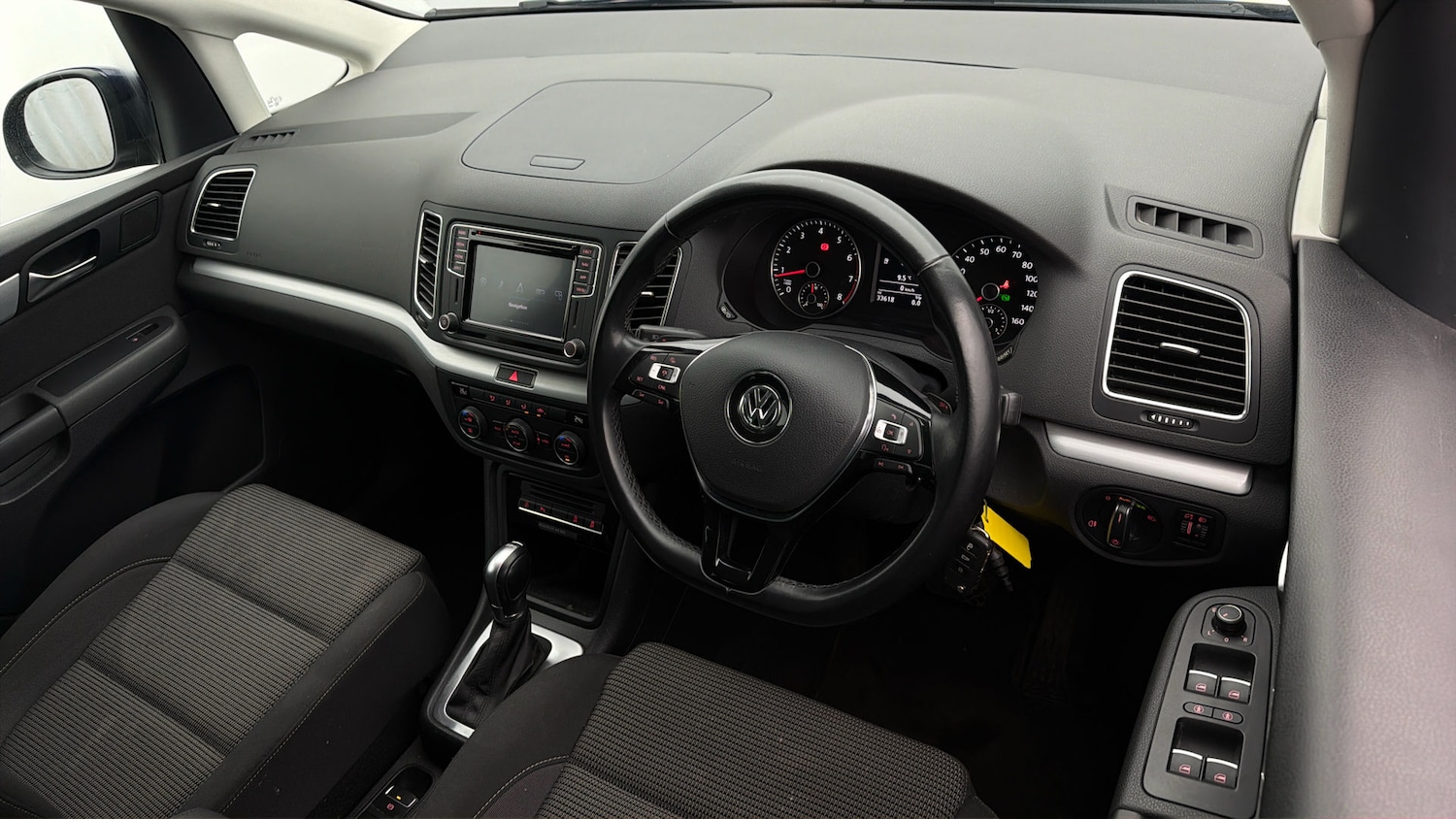 Used Volkswagen Sharan 2021 for sale - 77973857: Photo 9