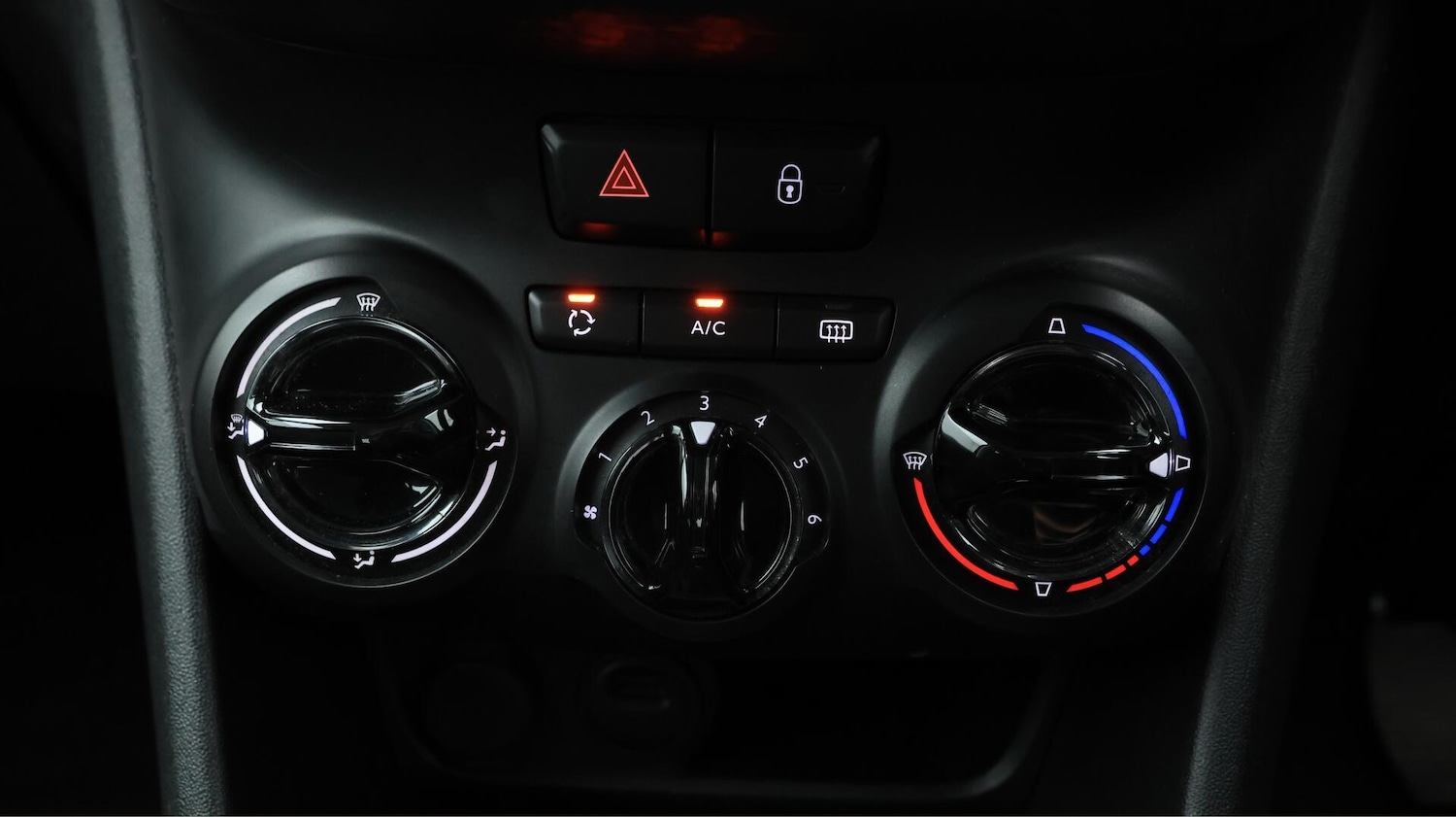 Used Peugeot 208 2020 for sale - 76071947: Photo 13