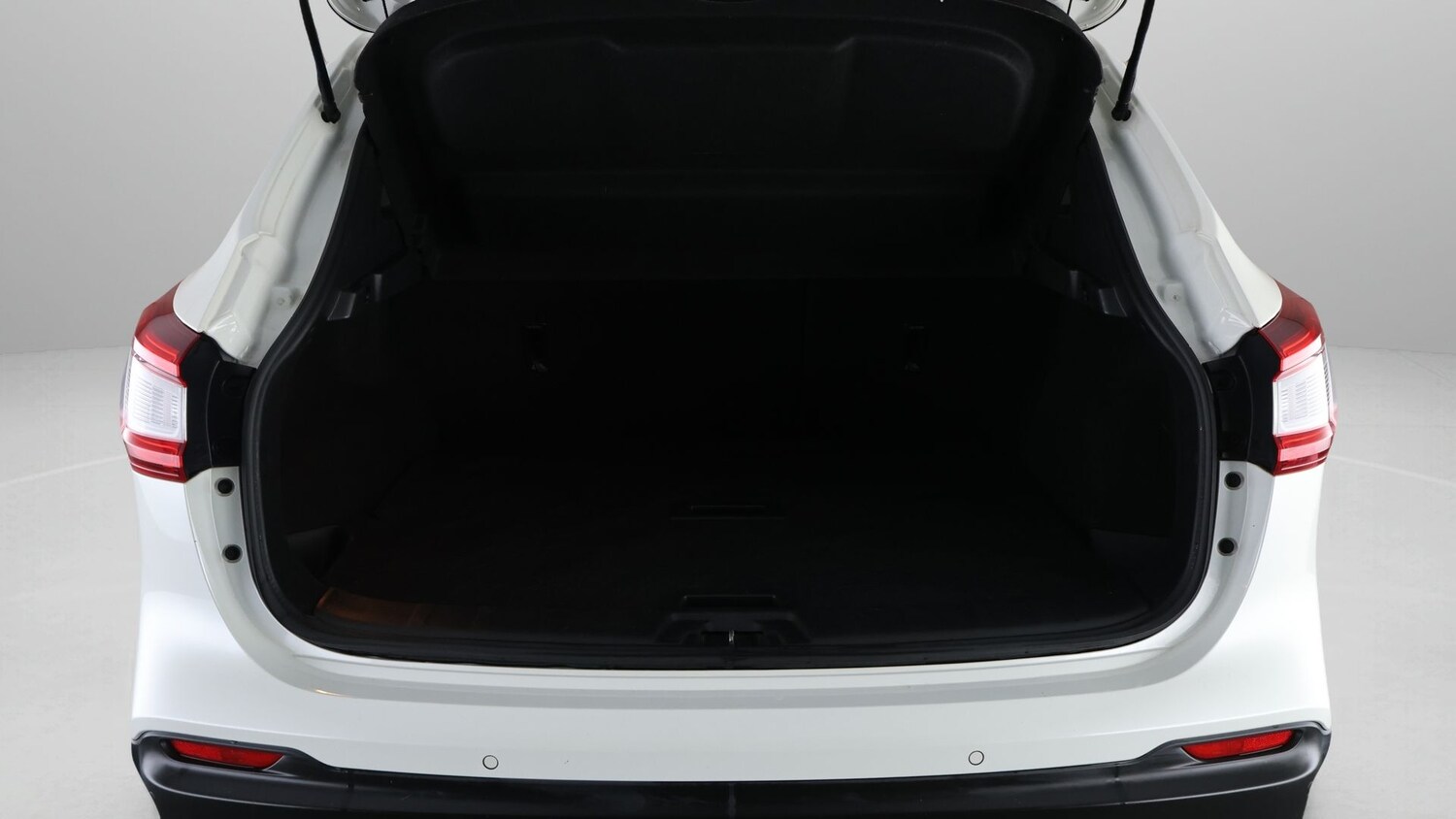 Used Nissan Qashqai 2019 for sale - 77935917: Photo 17