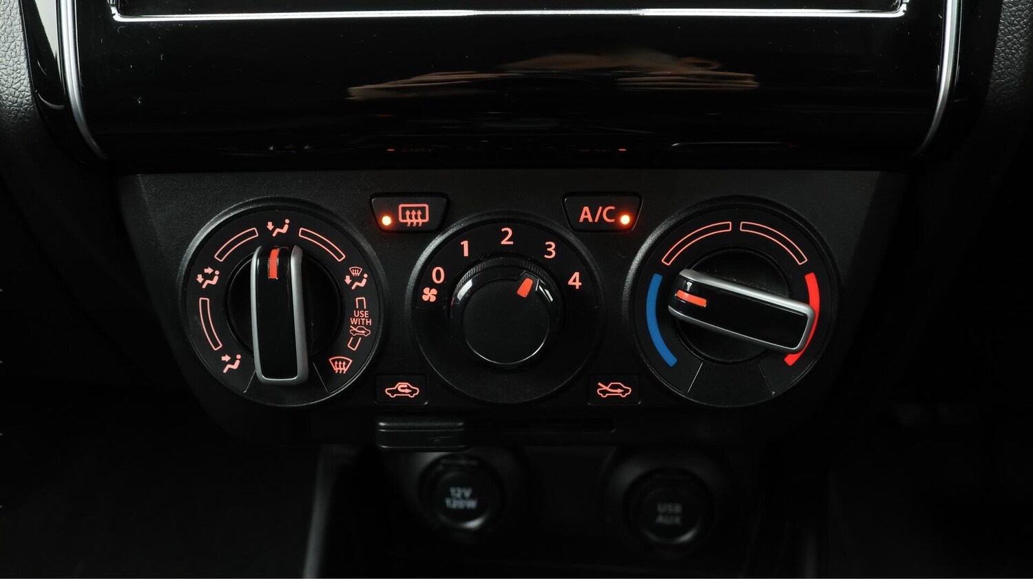 Used Suzuki Swift 2022 for sale - 76573348: Photo 13