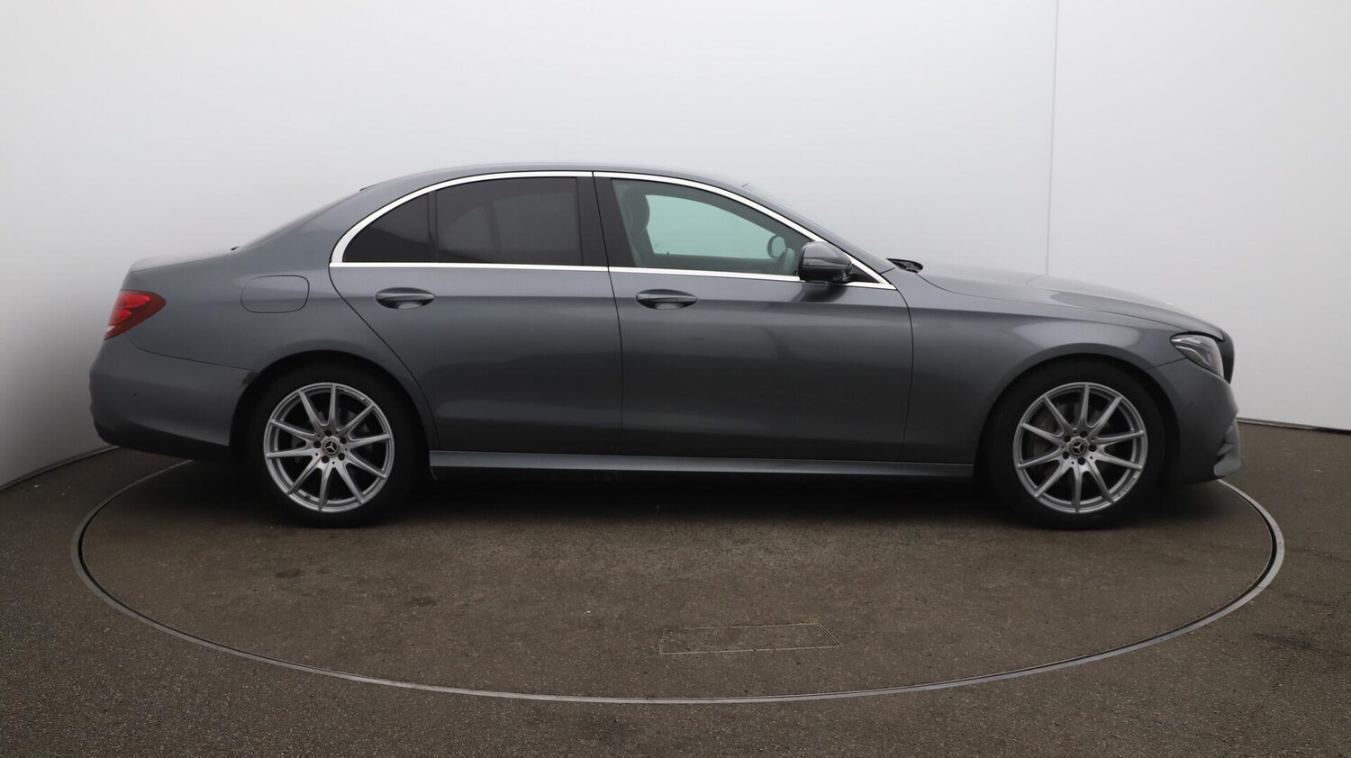 Used Mercedes-Benz E Class 2019 for sale - 76348884: Photo 48