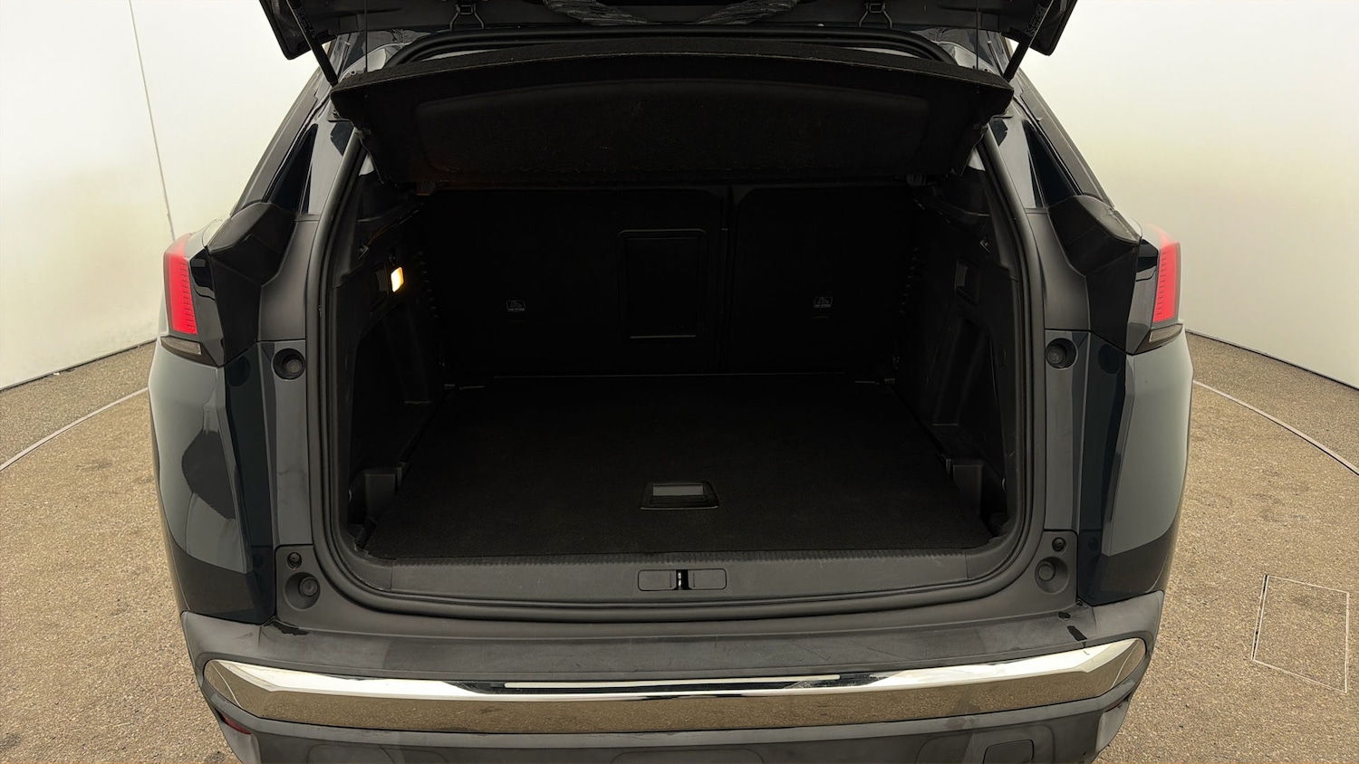 Used Peugeot 3008 2018 for sale - 77973609: Photo 16