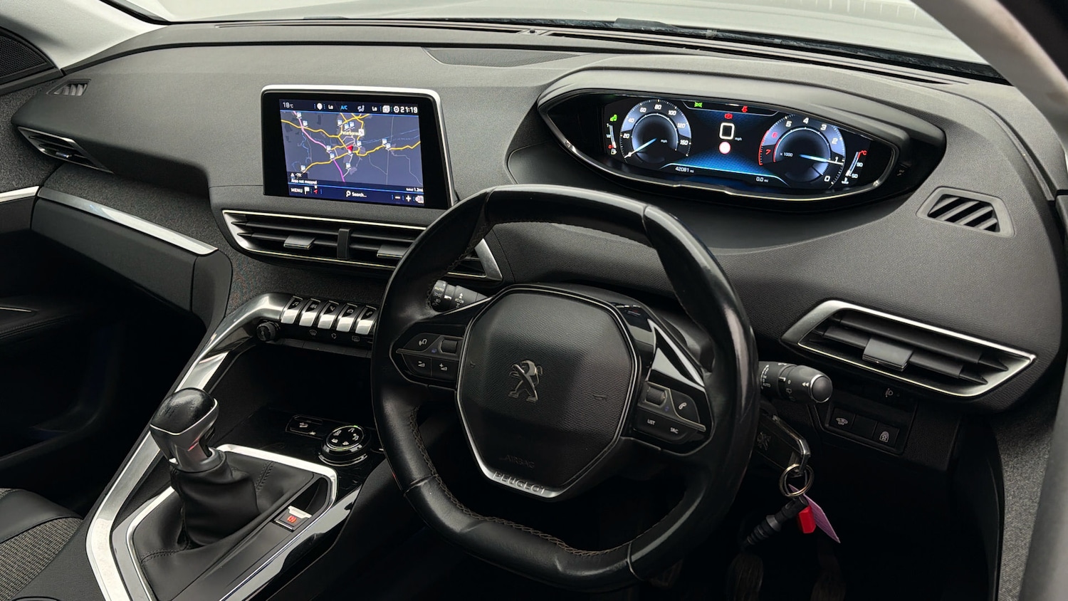 Used Peugeot 3008 2018 for sale - 77973609: Photo 9