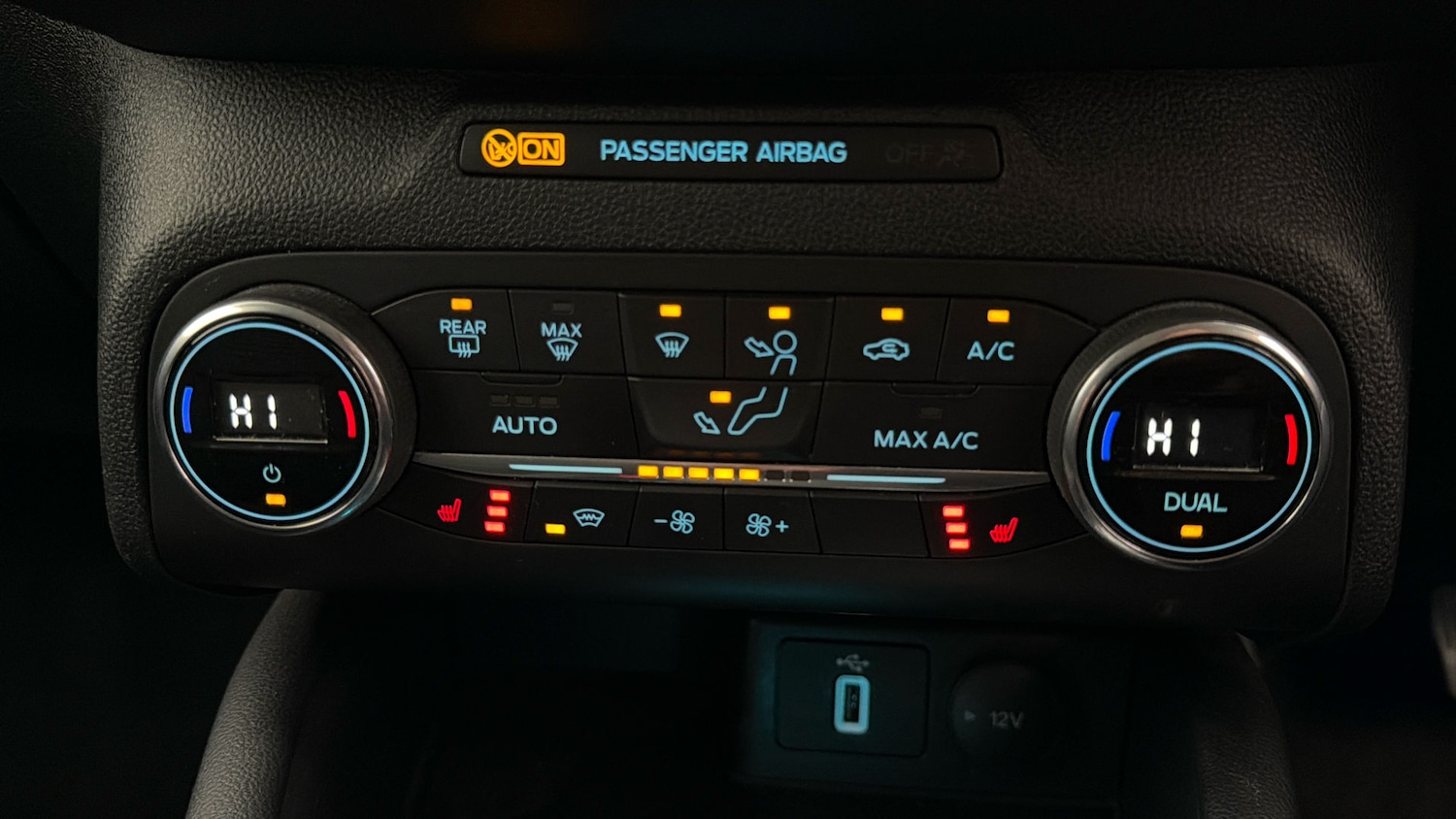 Used Ford Focus 2020 for sale - 78077646: Photo 11