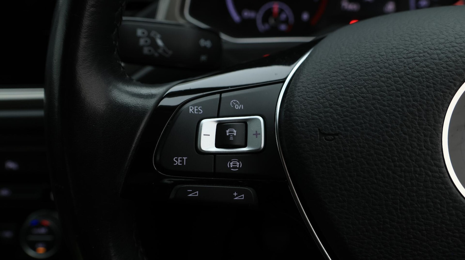 Used Volkswagen T-Roc 2021 for sale - 76121591: Photo 23