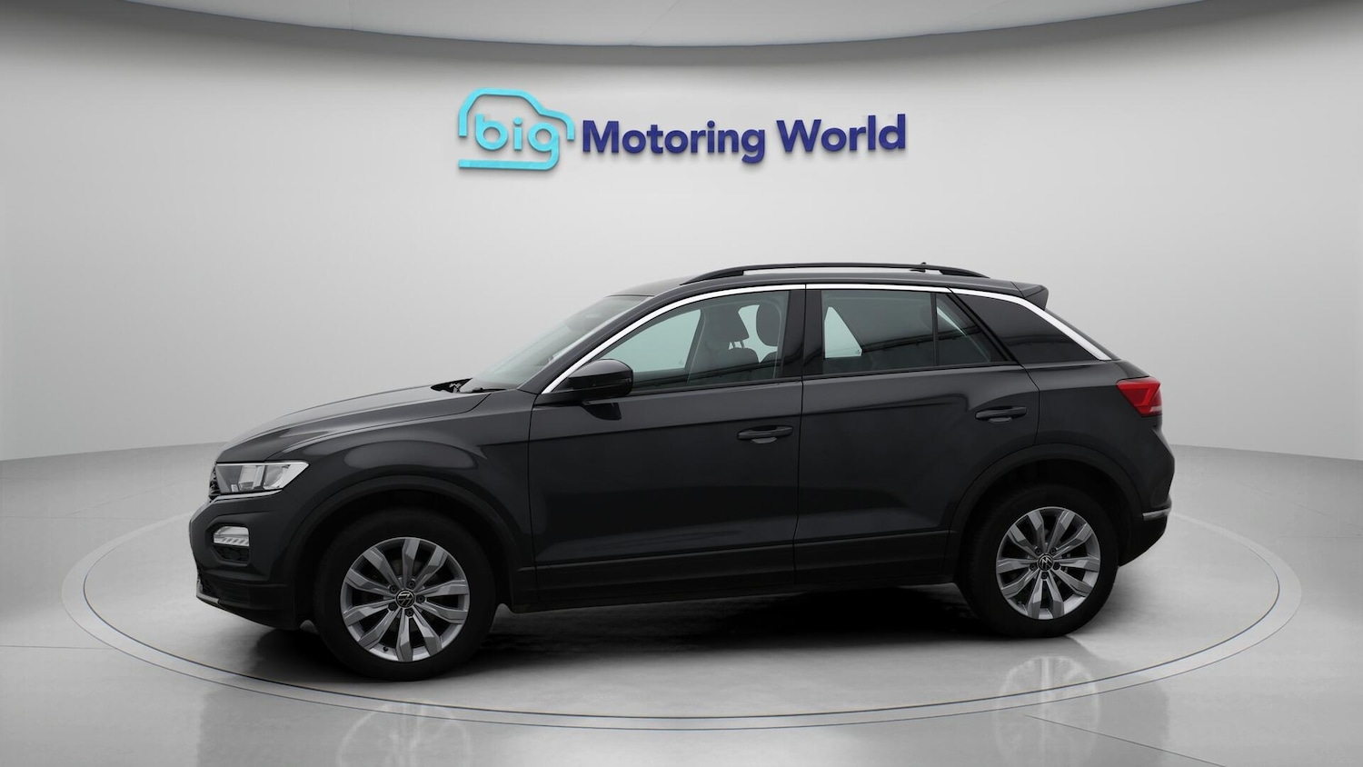 Used Volkswagen T-Roc 2021 for sale - 76121591: Photo 5