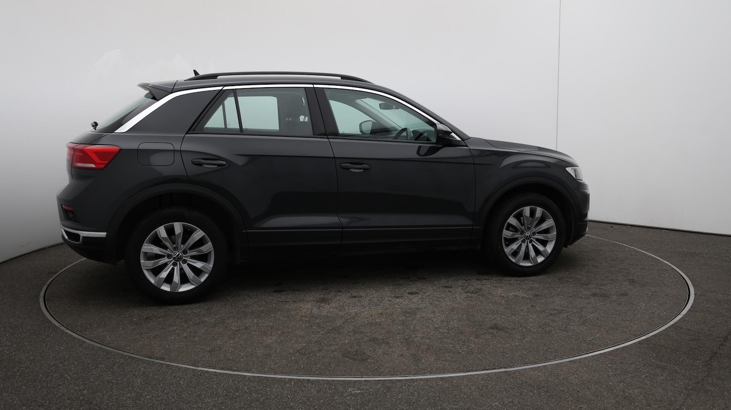 Used Volkswagen T-Roc 2021 for sale - 76121591: Photo 50