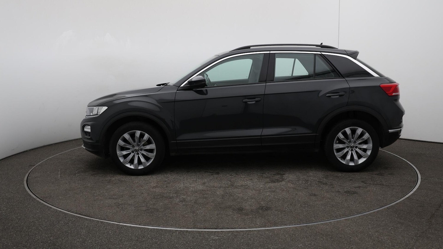 Used Volkswagen T-Roc 2021 for sale - 76121591: Photo 64