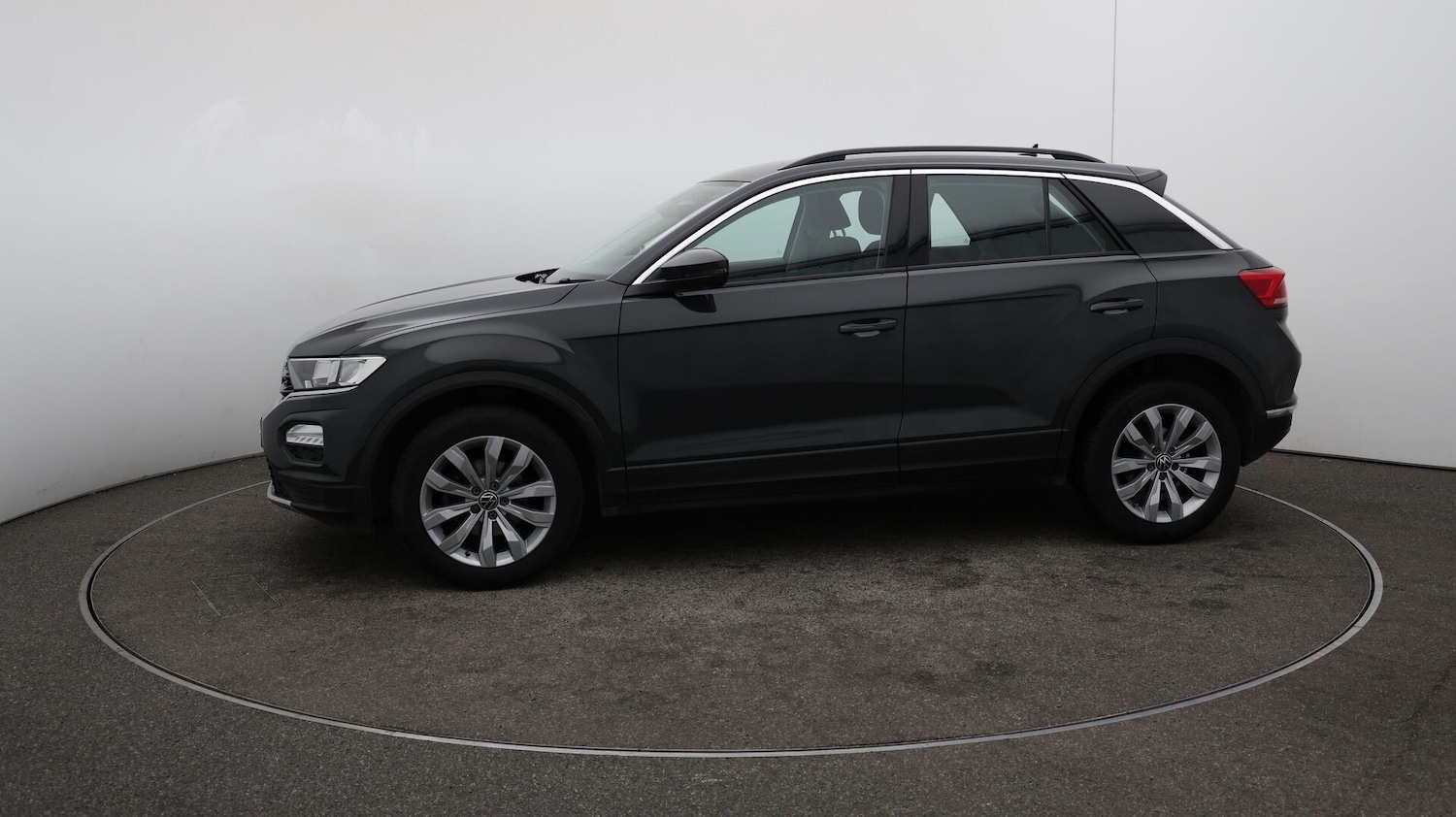Used Volkswagen T-Roc 2021 for sale - 76121591: Photo 65