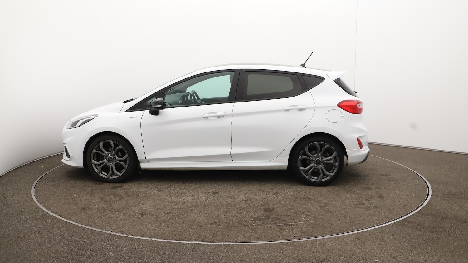 Used Ford Fiesta 2018 for sale - 76121690: Photo 65