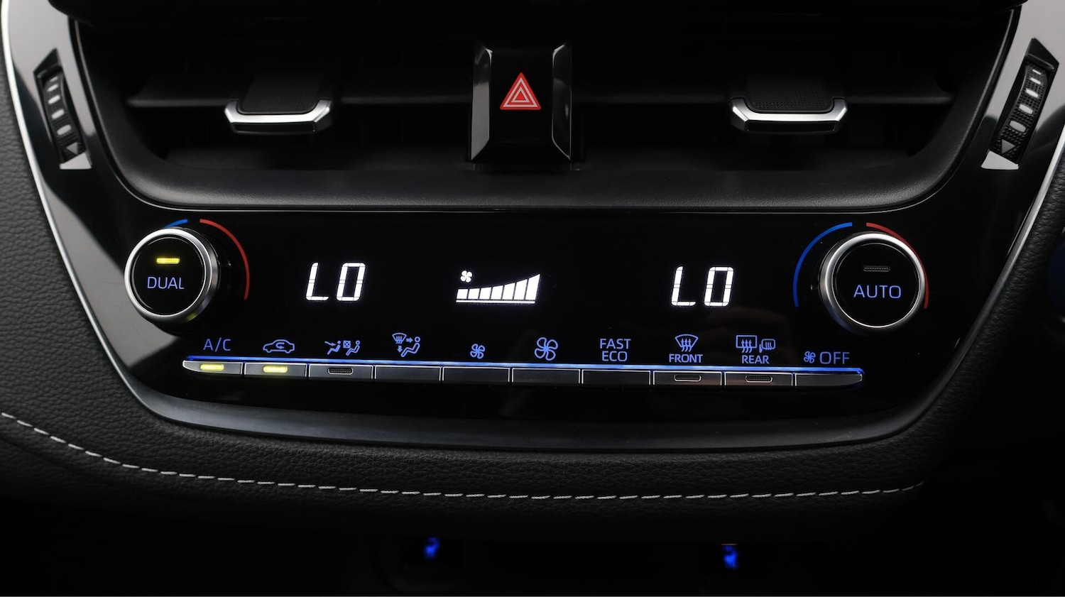 Used Toyota Corolla for sale - 76432465: Photo 13