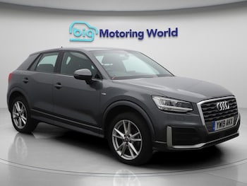 Audi - Q2