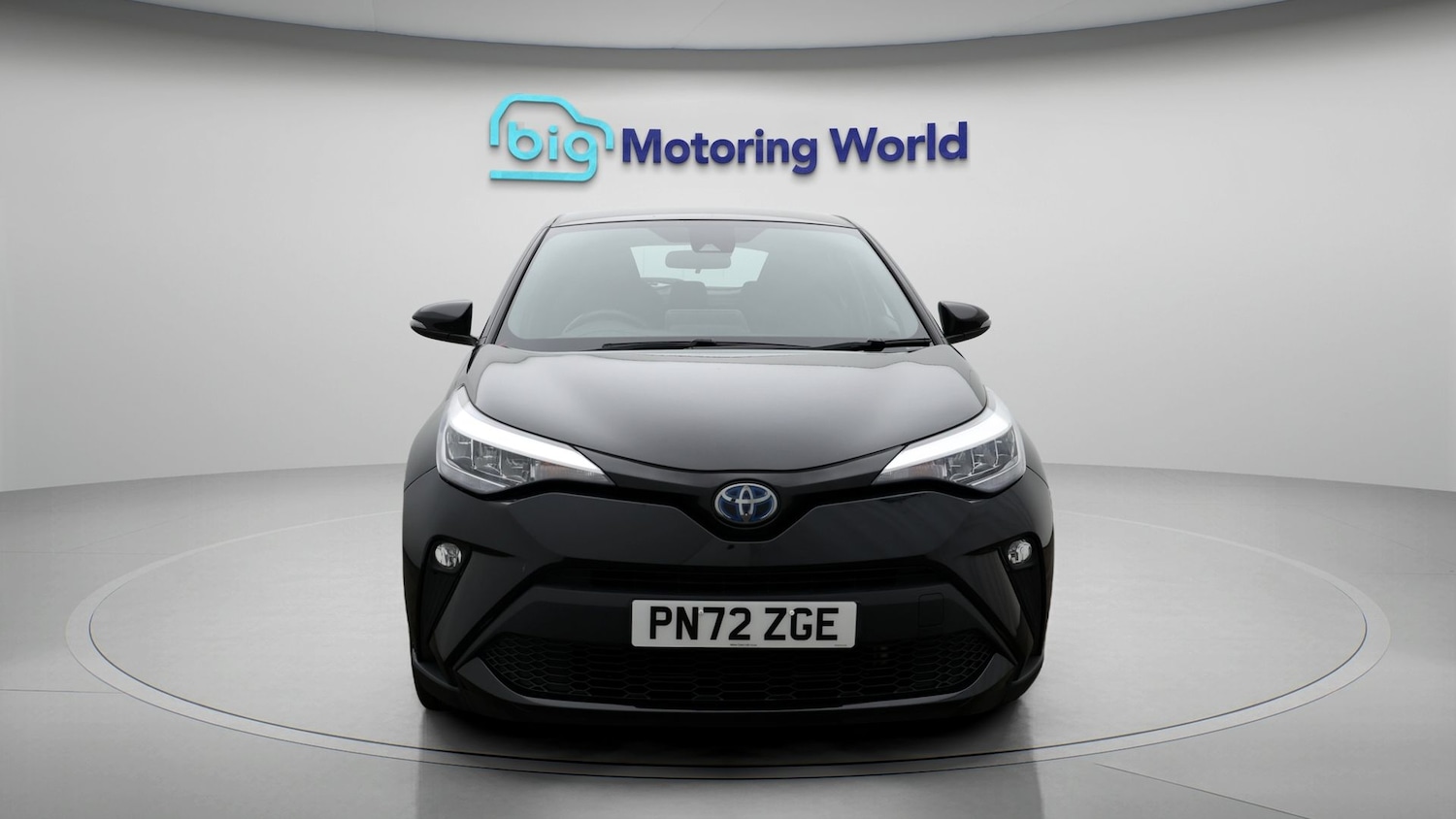 Used Toyota C-HR 2022 for sale - 77182135: Photo 2