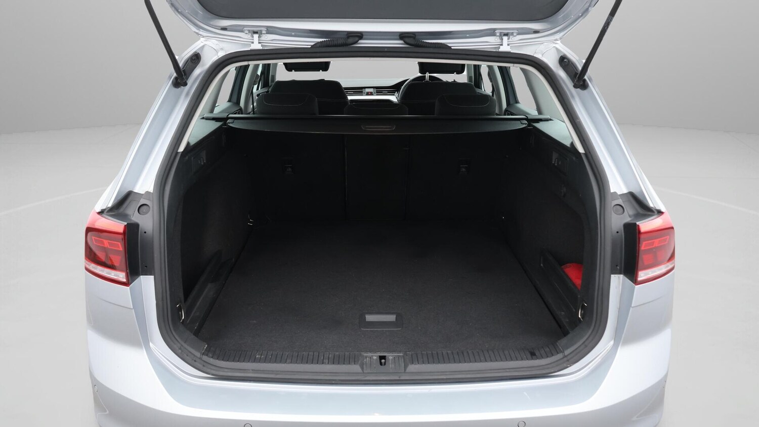 Used Volkswagen Passat 2022 for sale - 76060488: Photo 18
