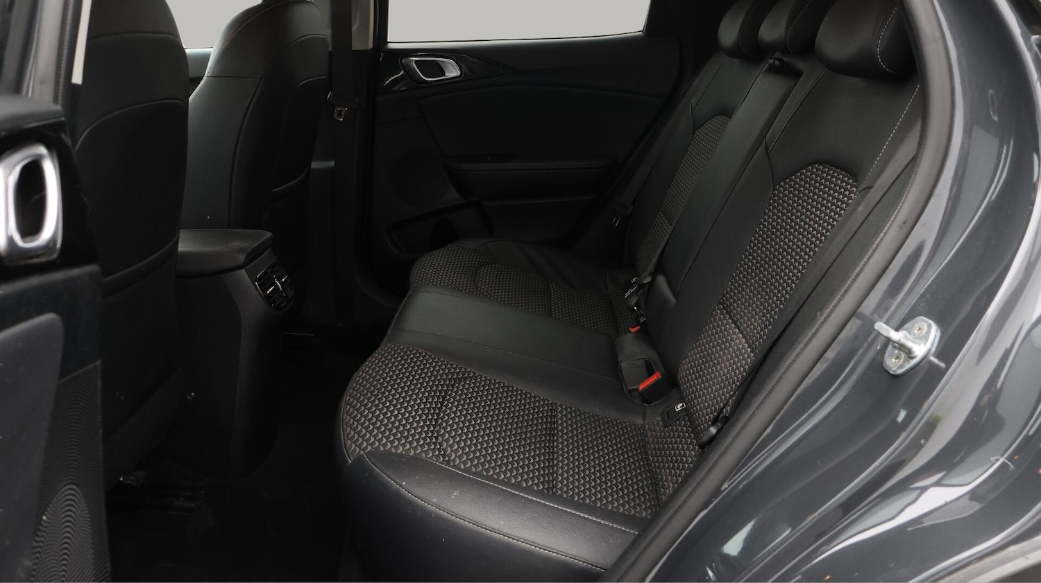 Used Kia XCeed 2022 for sale - 76728064: Photo 17