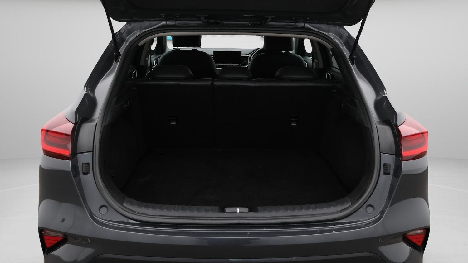 Used Kia XCeed 2022 for sale - 76728064: Photo 18