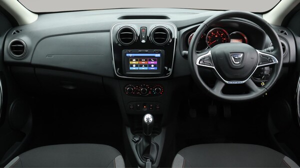 Used Dacia Sandero Stepway 2020 for sale - 76251168: Photo 14