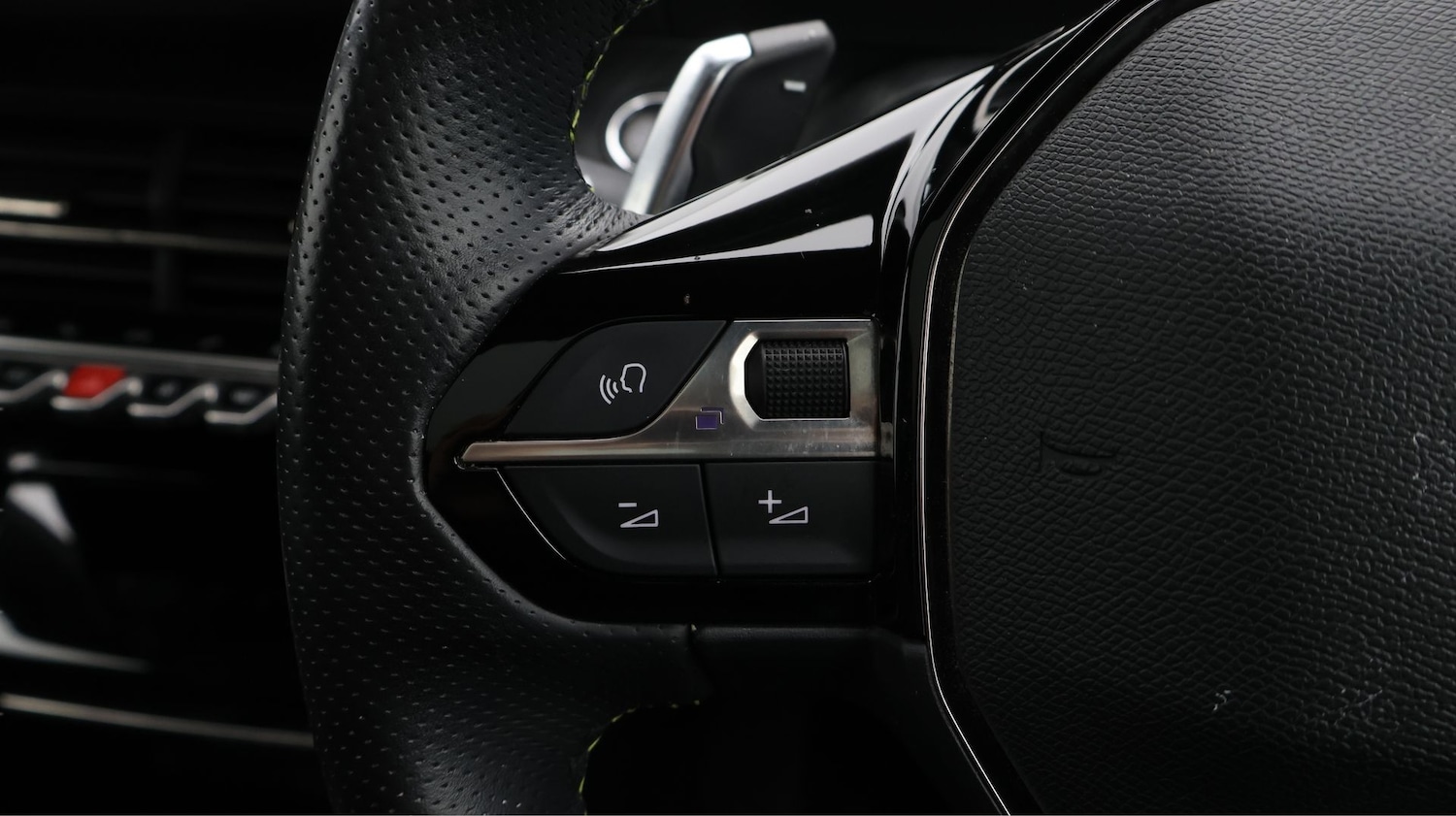 Used Peugeot 2008 2022 for sale - 77640452: Photo 23