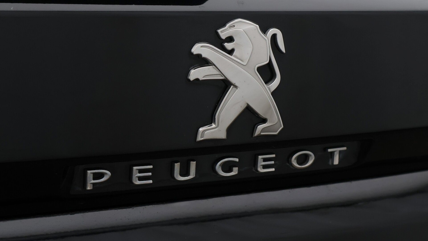 Used Peugeot 5008 2020 for sale - 77615915: Photo 22