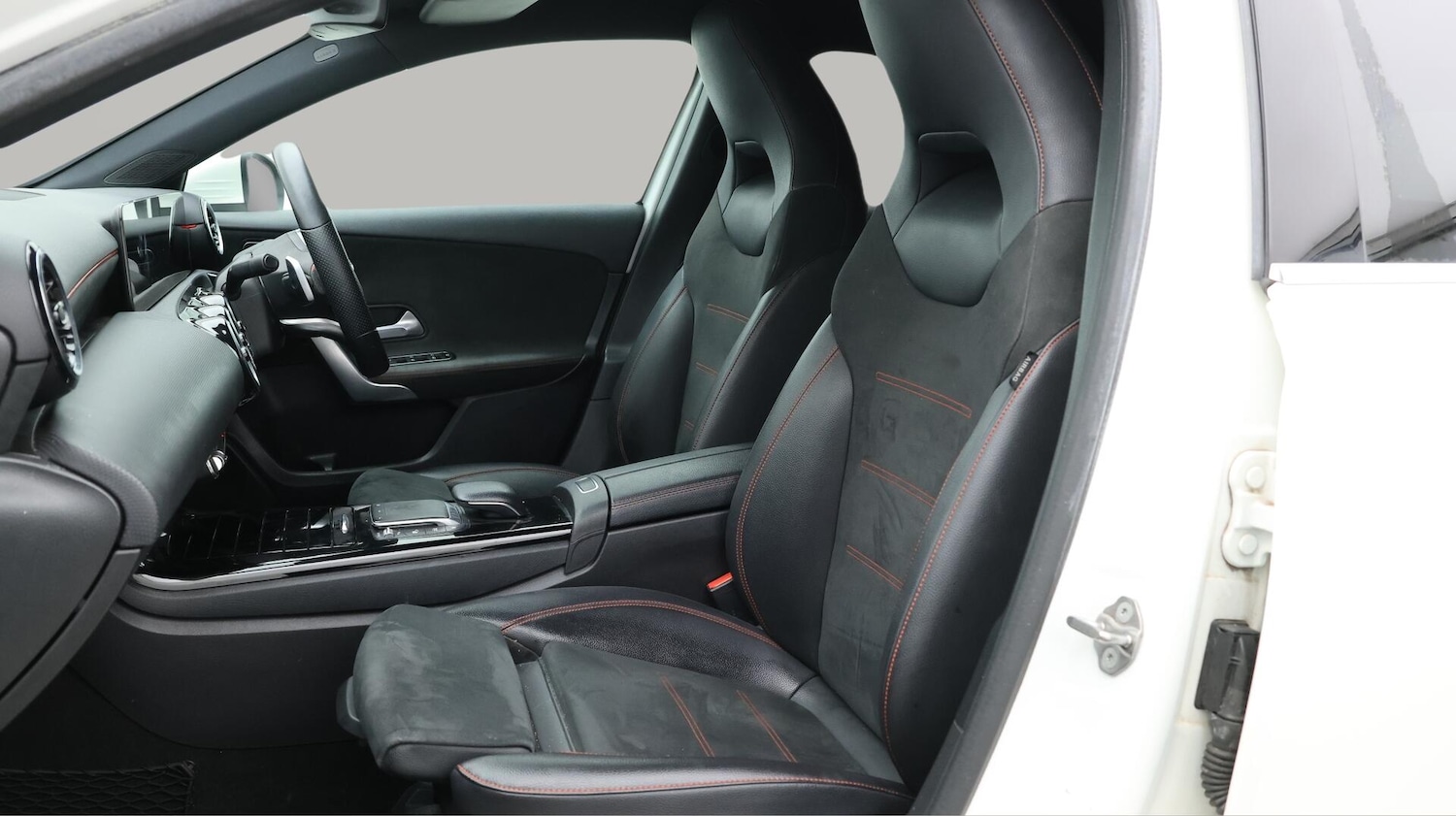 Used Mercedes-Benz A-Class 2020 for sale - 76084800: Photo 15