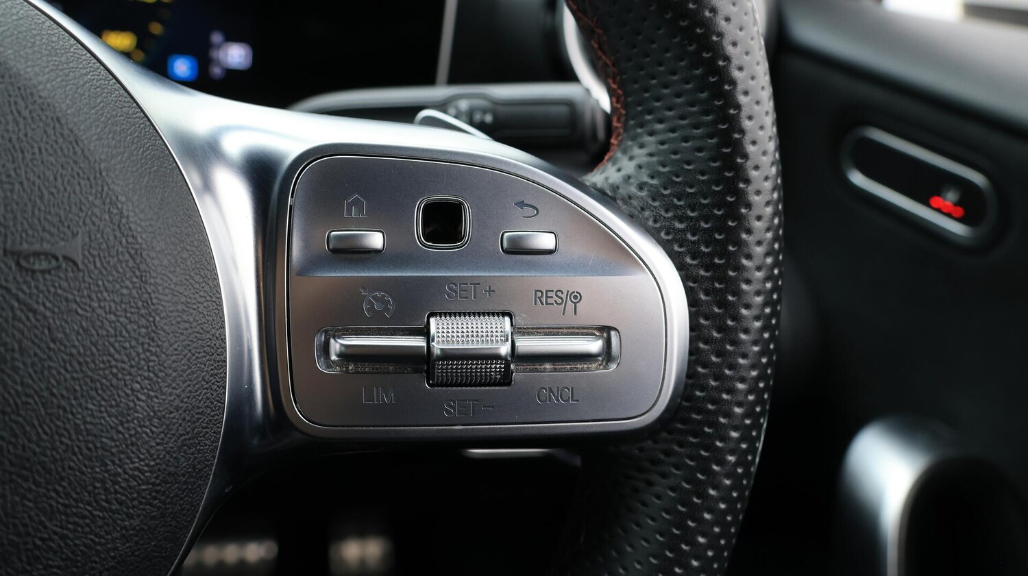 Used Mercedes-Benz A-Class 2020 for sale - 76084800: Photo 25