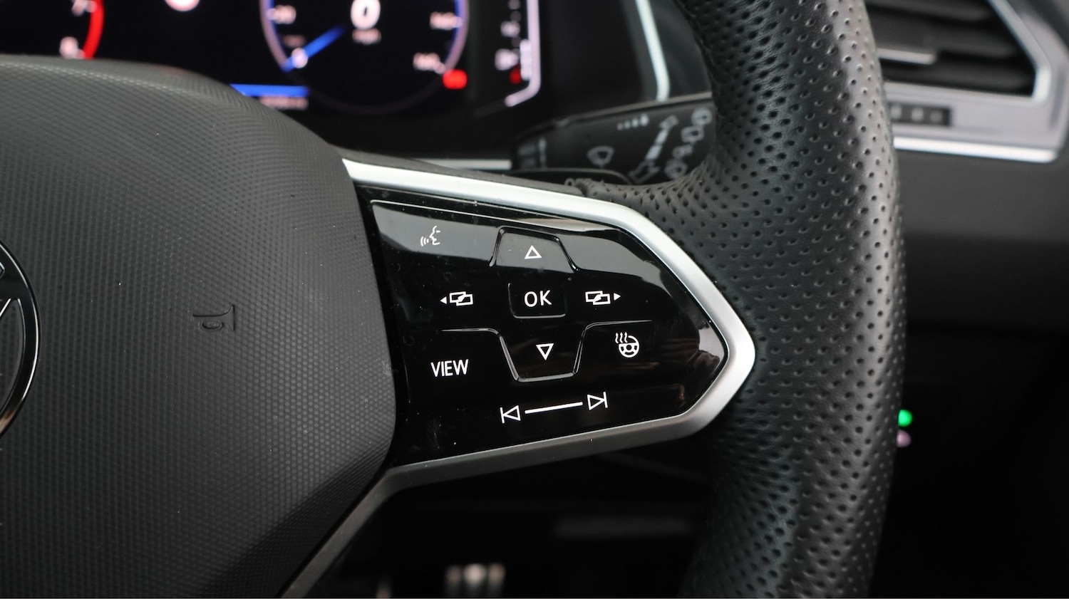 Used Volkswagen Tiguan 2021 for sale - 78106590: Photo 24