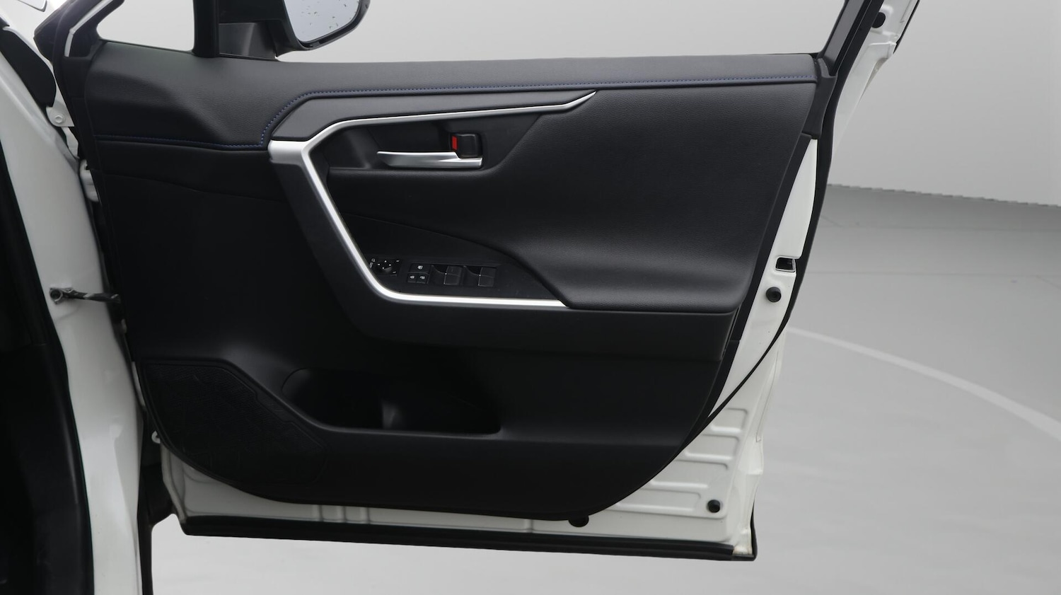 Used Toyota RAV4 2020 for sale - 76388263: Photo 16