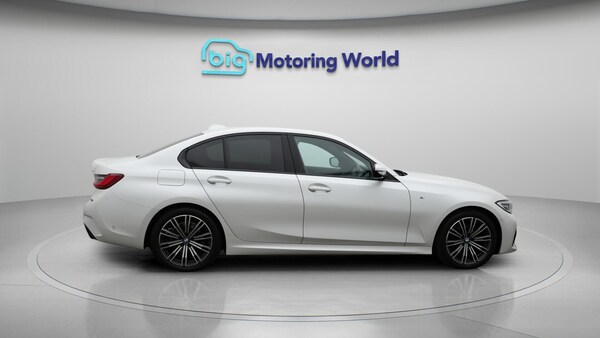 Used BMW 3 Series 2022 for sale - 76336224: Photo 9