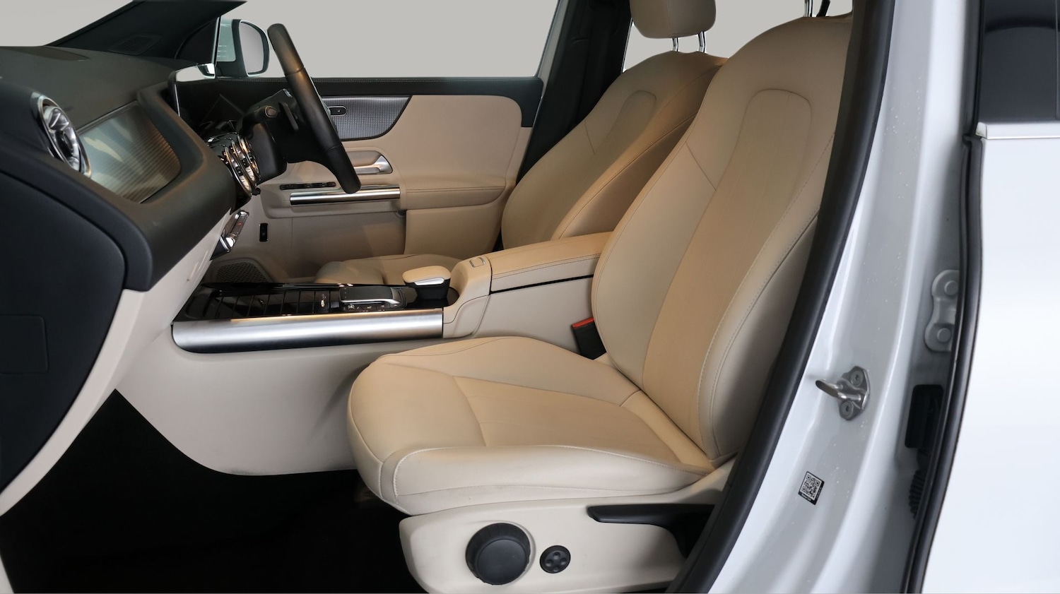 Used Mercedes-Benz EQA 2021 for sale - 77761667: Photo 14