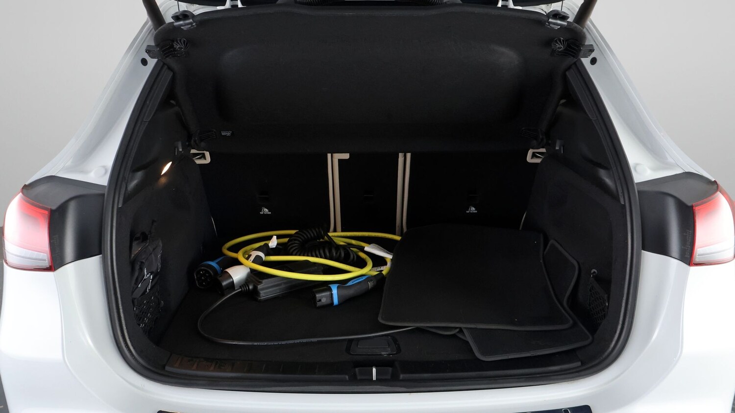 Used Mercedes-Benz EQA 2021 for sale - 77761667: Photo 17