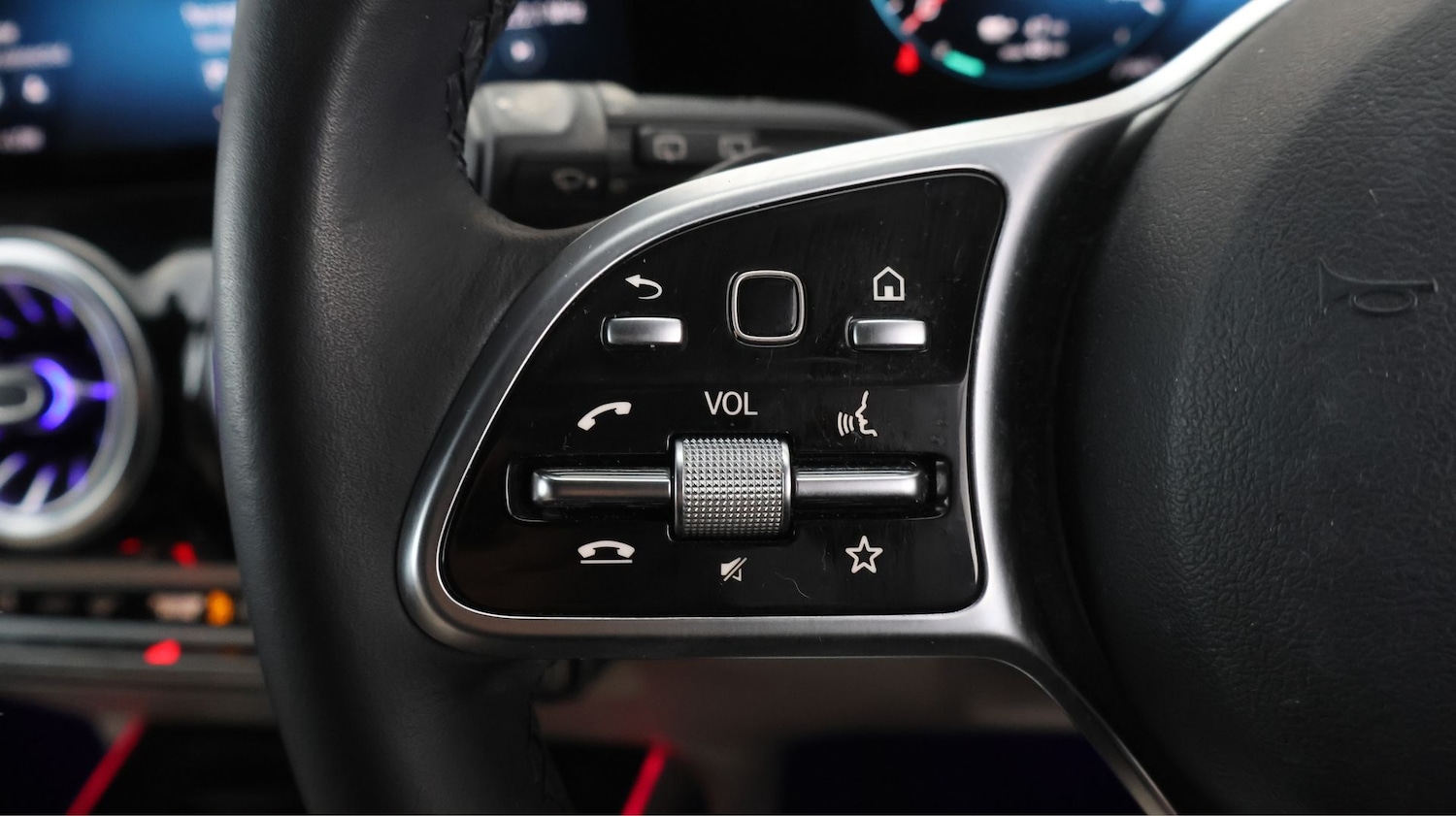 Used Mercedes-Benz EQA 2021 for sale - 77761667: Photo 21