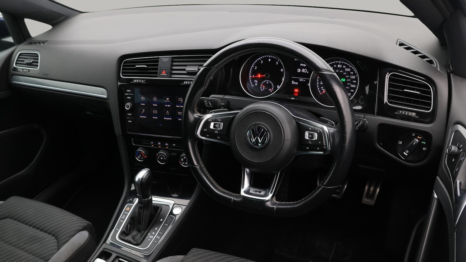 Used Volkswagen Golf 2018 for sale - 76592157: Photo 10