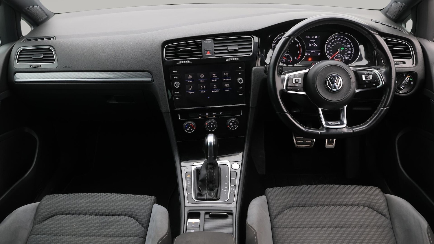 Used Volkswagen Golf 2018 for sale - 76592157: Photo 14