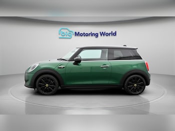 Used MINI Hatch 2022 for sale - 78239606: Photo