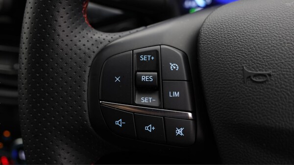 Used Ford Kuga 2022 for sale - 76227792: Photo 25