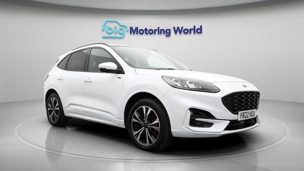 Used Ford Kuga 2022 for sale - 76227792: Photo 2