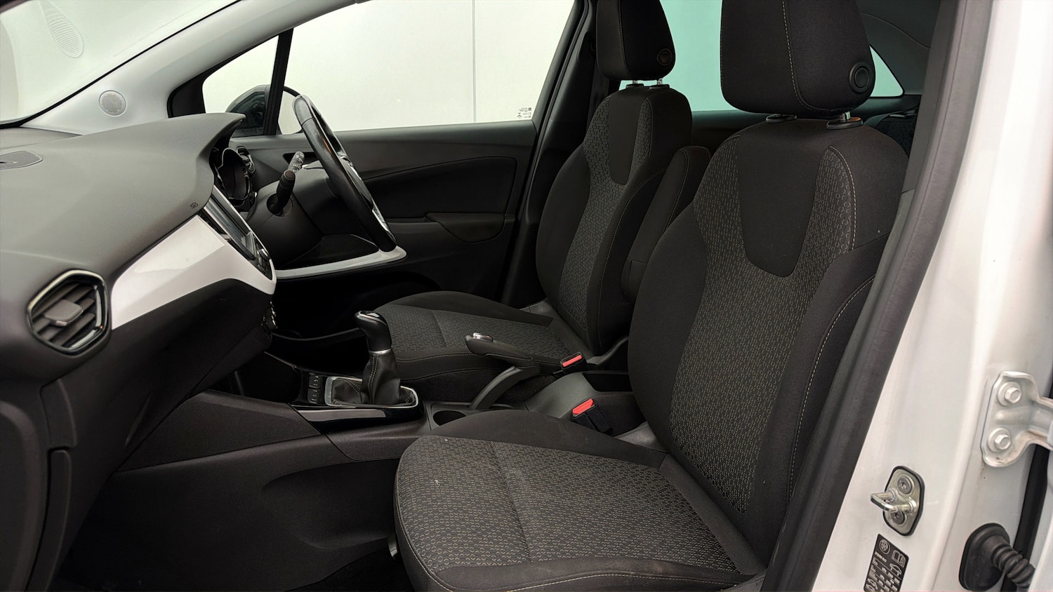 Used Vauxhall Crossland 2021 for sale - 77935883: Photo 13