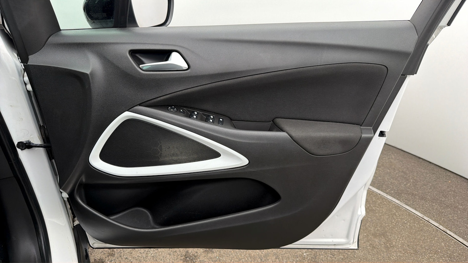 Used Vauxhall Crossland 2021 for sale - 77935883: Photo 14