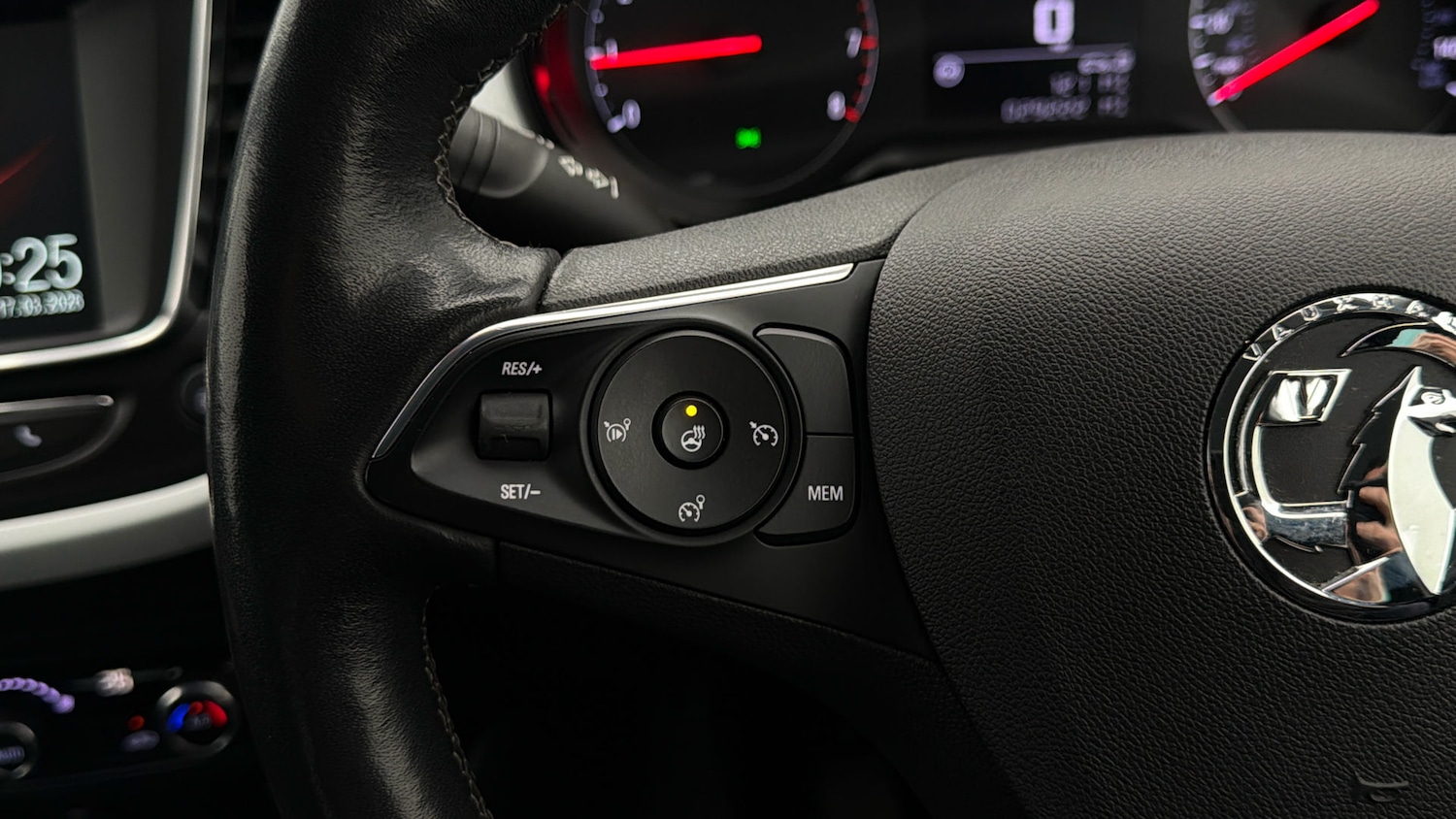 Used Vauxhall Crossland 2021 for sale - 77935883: Photo 22