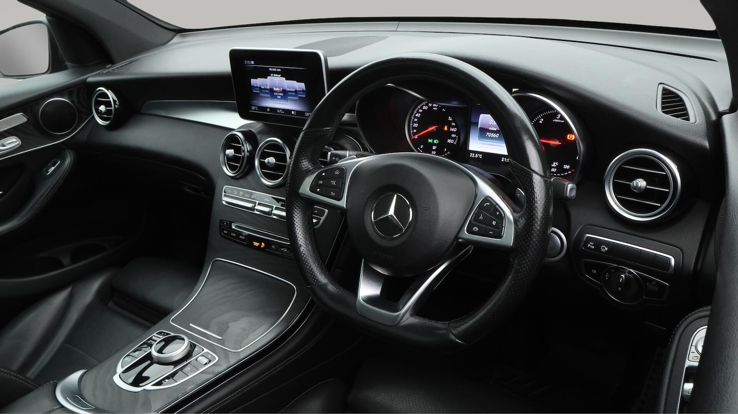 Used Mercedes-Benz GLC 2018 for sale - 76201350: Photo 10